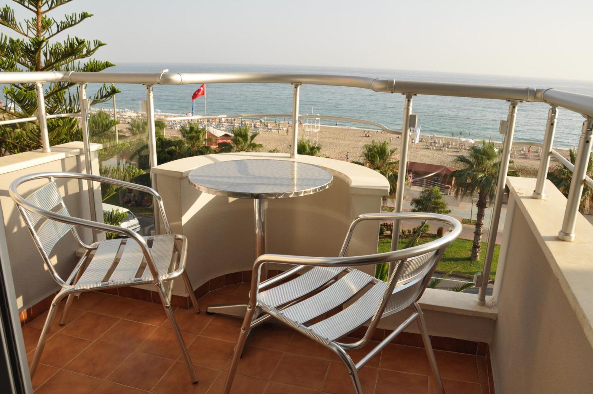 Kleopatra Celine Hotel Alanya Extérieur photo
