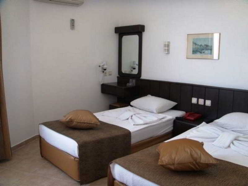 Kleopatra Celine Hotel Alanya Extérieur photo