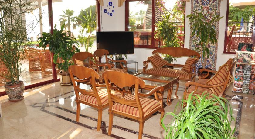Kleopatra Celine Hotel Alanya Extérieur photo